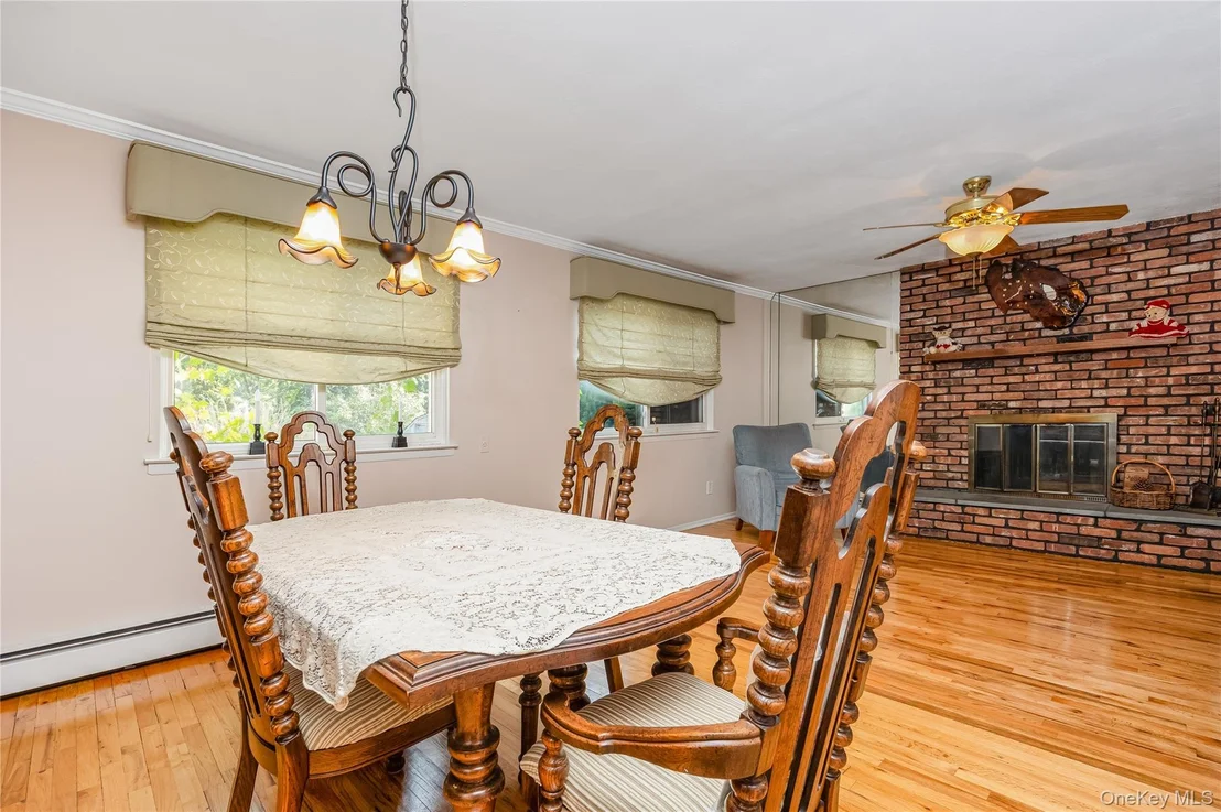 Photo of 1340 Spur Drive S