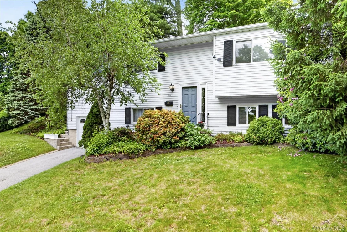 Photo of 4 Pamela Lane