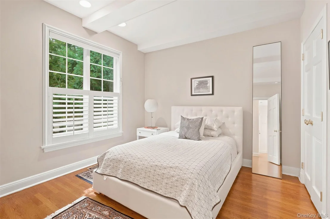 Photo of 16 Hampton Road