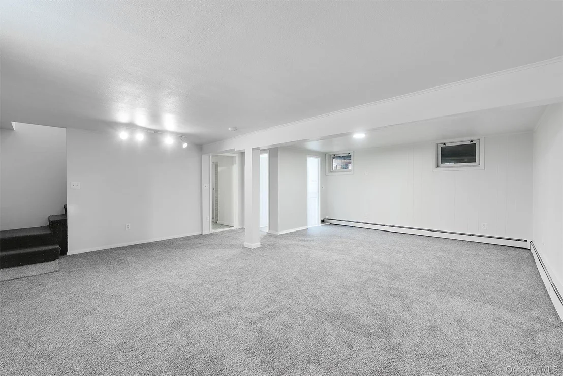 Photo of 18 Steiner Drive