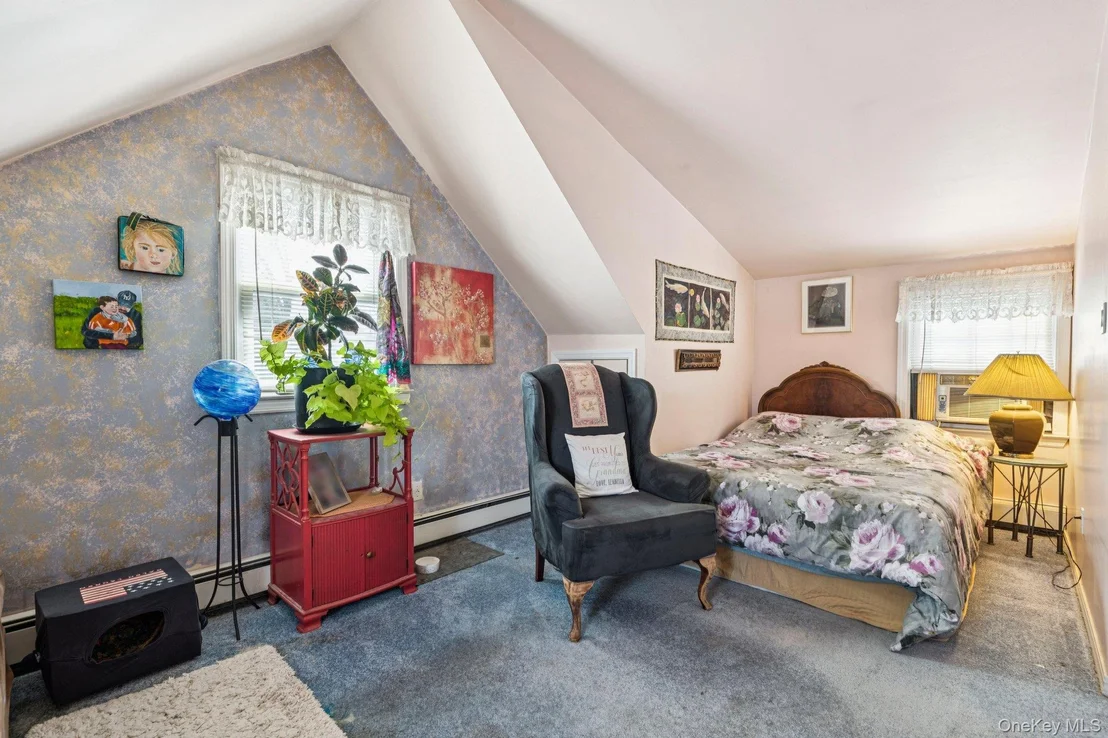 Photo of 2002 Murray Place