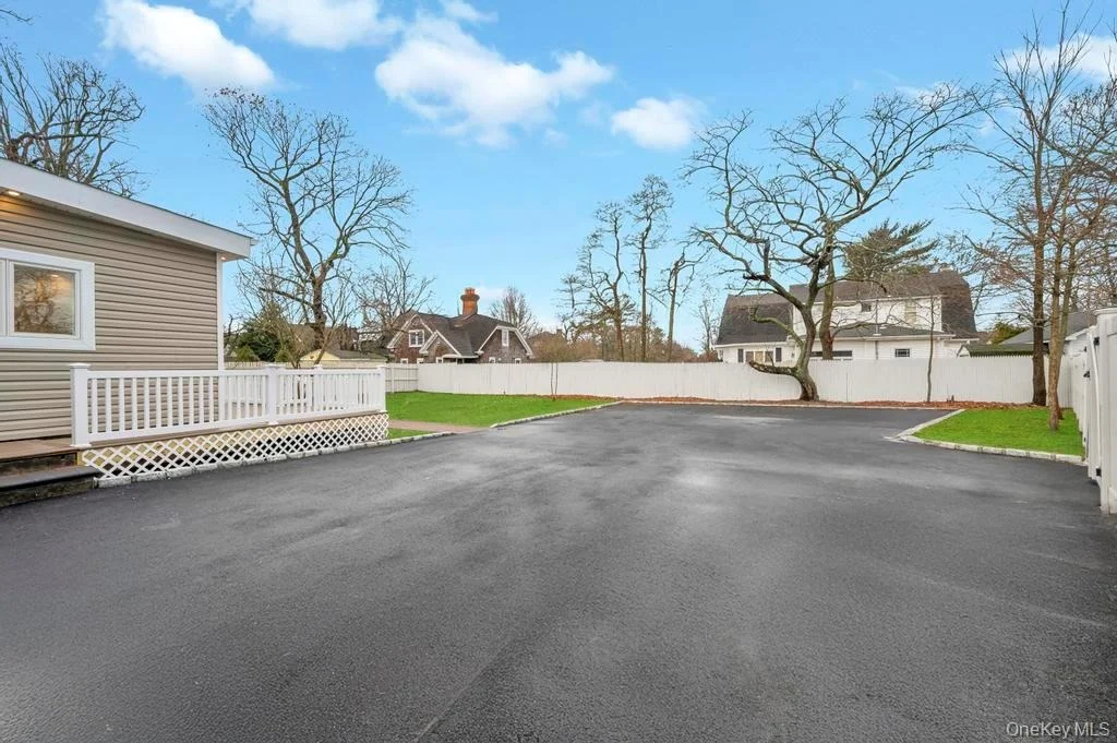 Photo of 92 Sunset Road