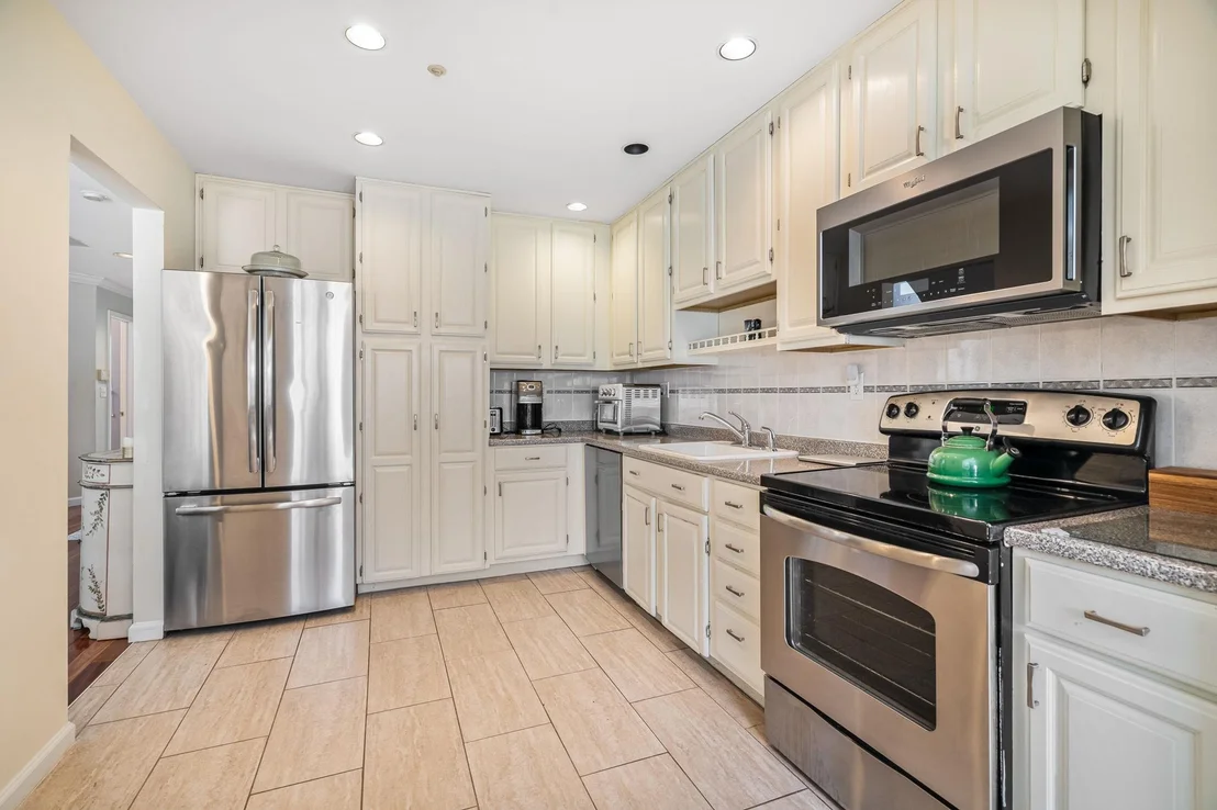 Photo of 301 Pondside Drive