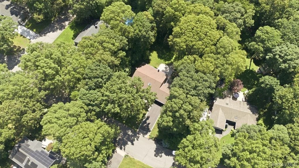 Photo of 20 Oak Tree Drive