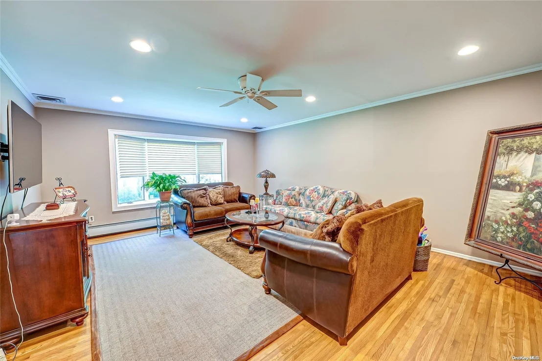 Photo of 7 Somner Drive
