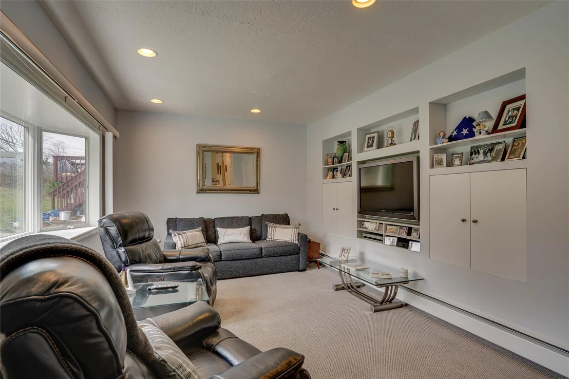 Photo of 34 Pittoni Drive