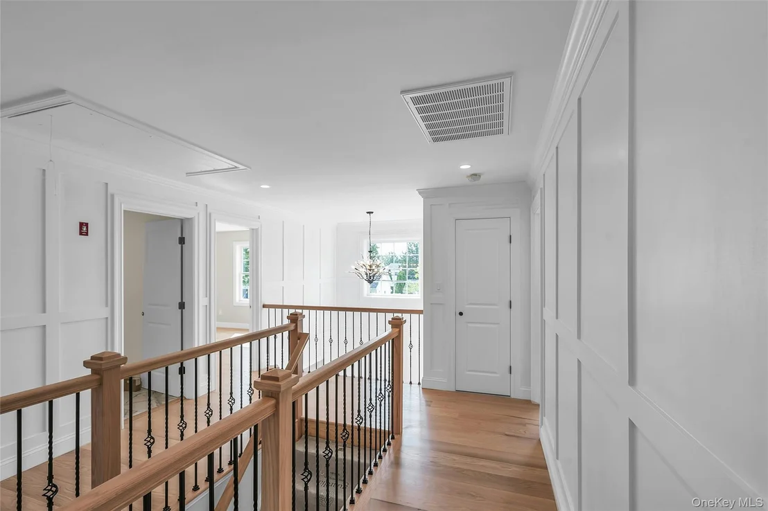 Photo of 52 Linden Avenue