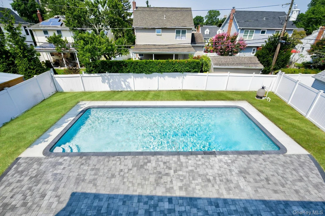 Photo of 115 Rita Drive