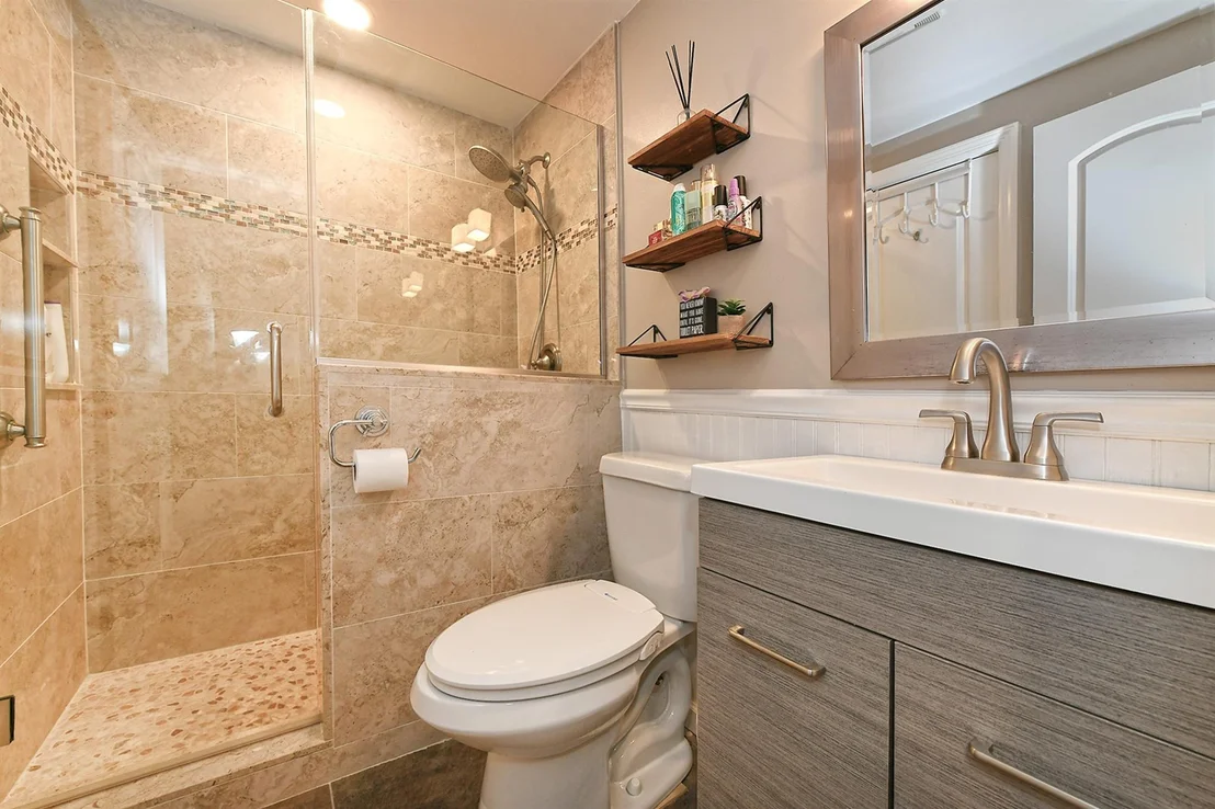 Photo of 7 Redpine Drive