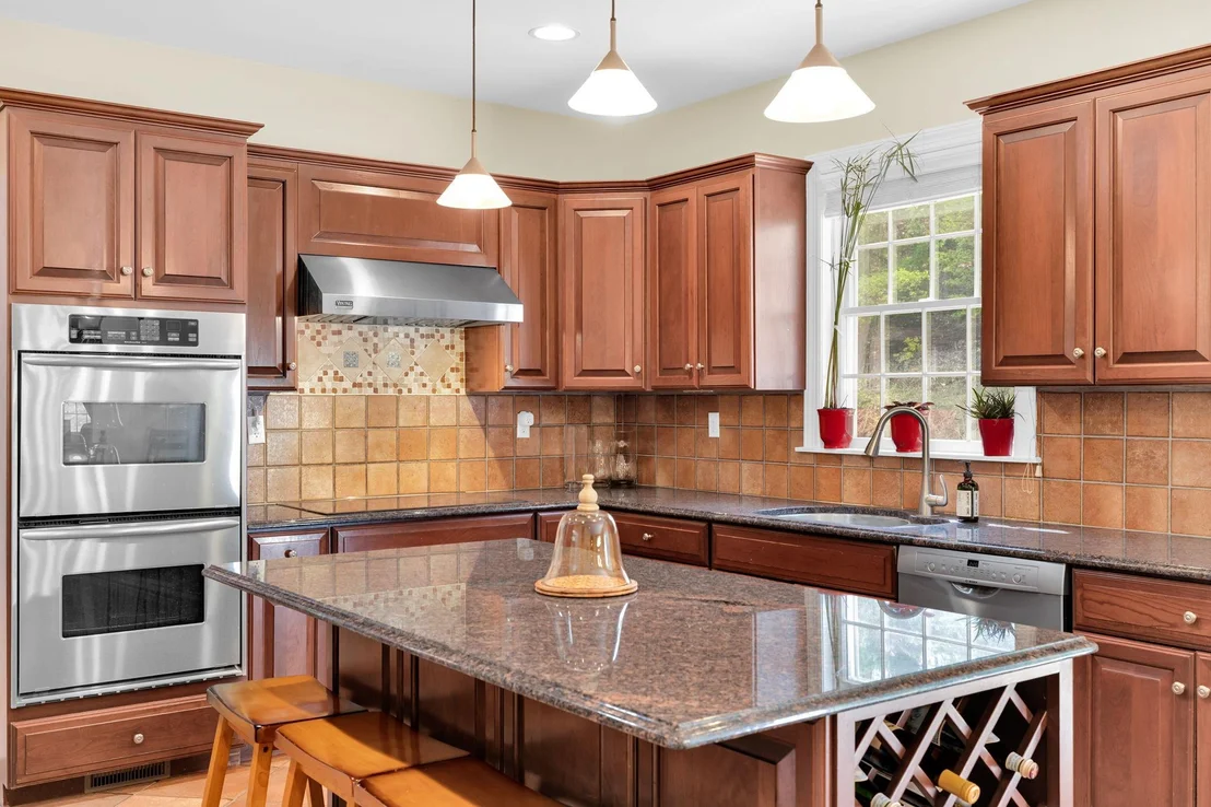 Photo of 10 Fieldstone Drive