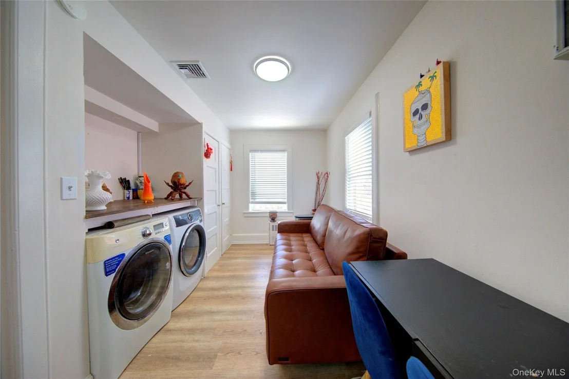 Photo of 159 Magnolia Boulevard