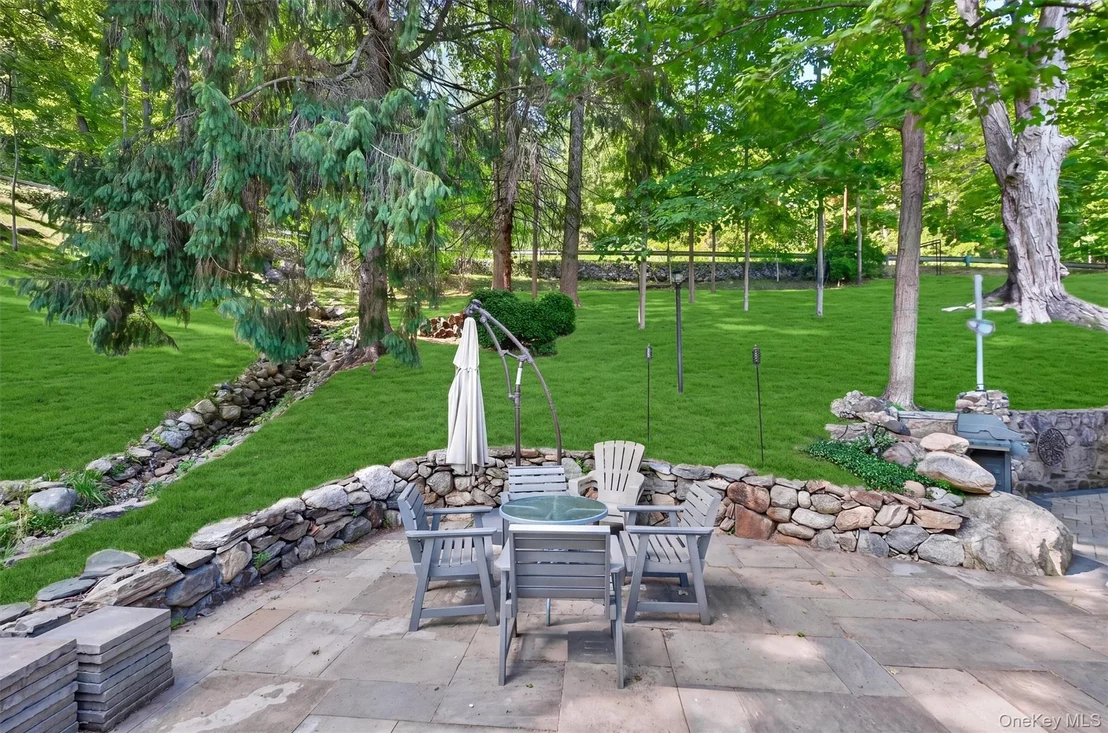 Photo of 71 Highland Drive