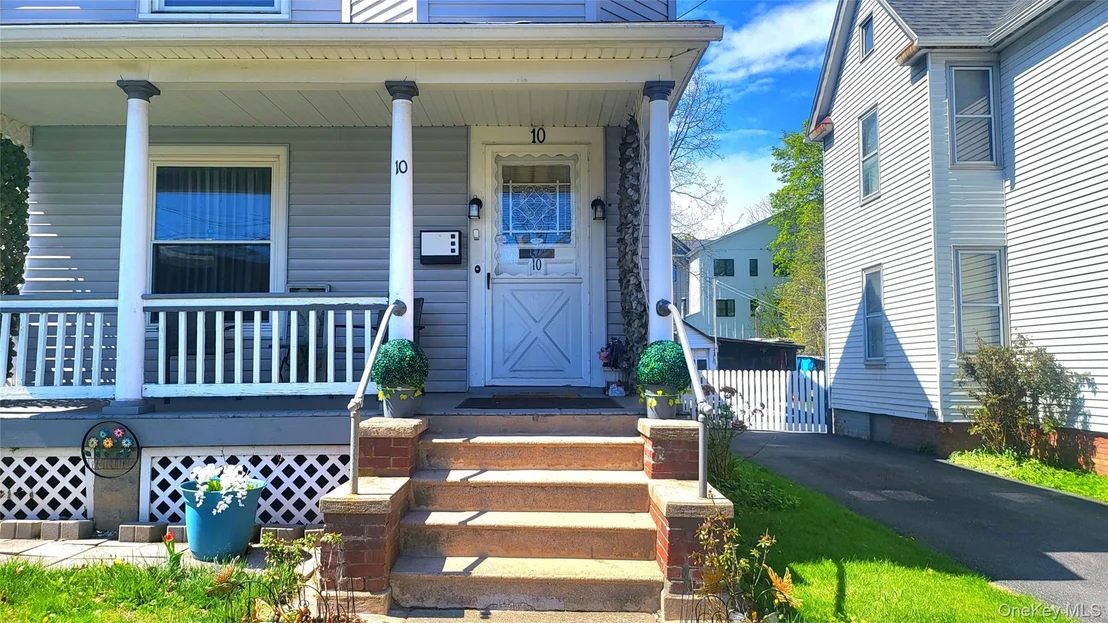 Photo of 10 Corlies Avenue