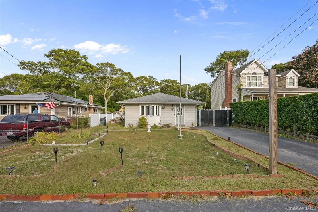 Photo of 87 Biltmore Drive