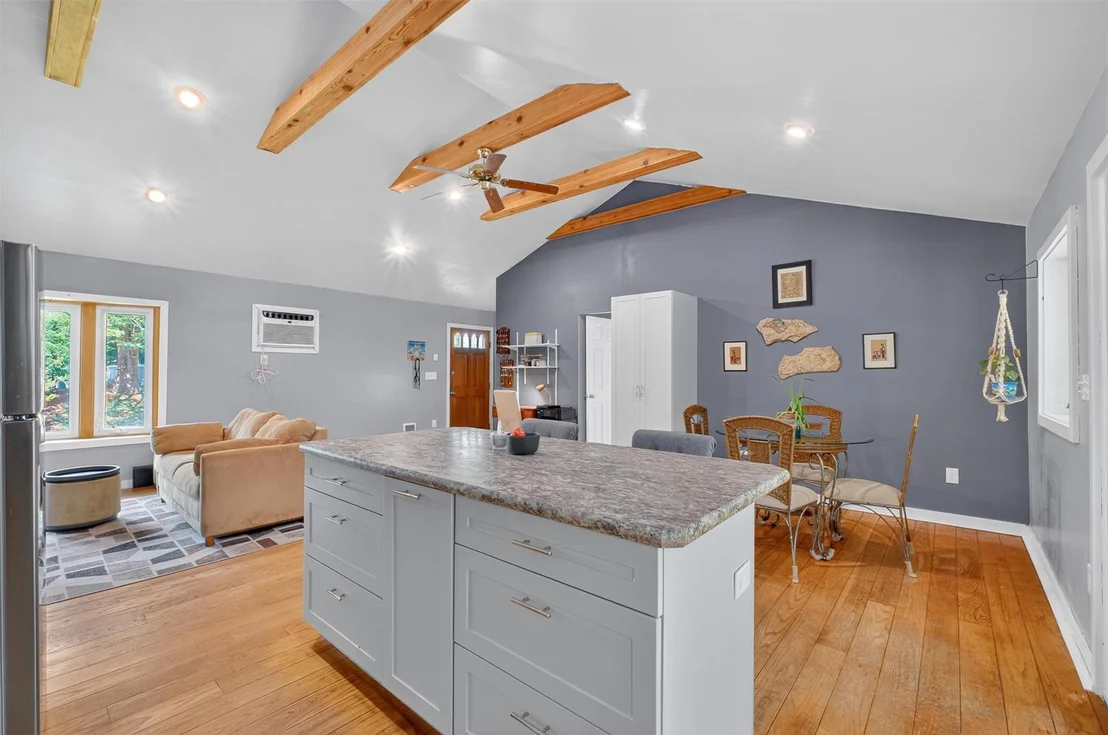 Photo of 69 Floradan Road