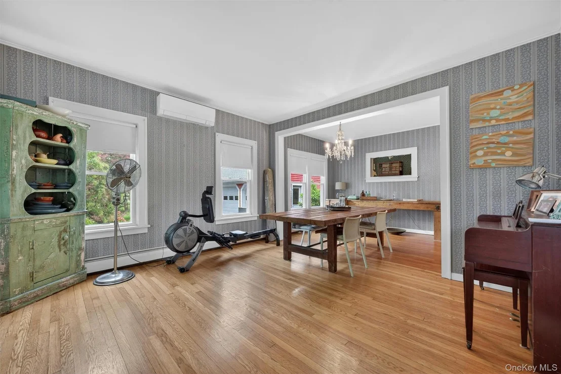 Photo of 10 Edwin Road