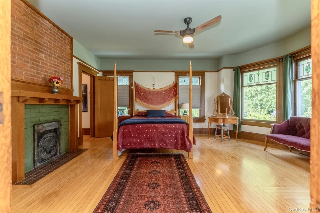 Photo of 108 Latham Circle