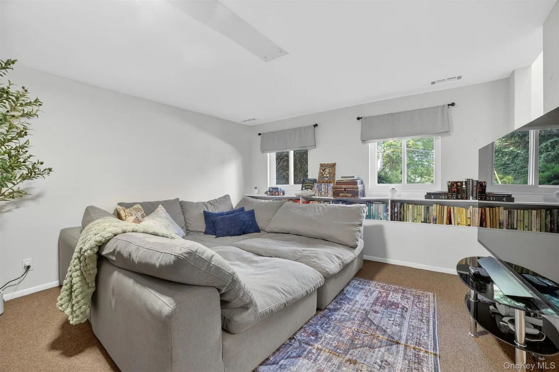Photo of 4 Pamela Lane