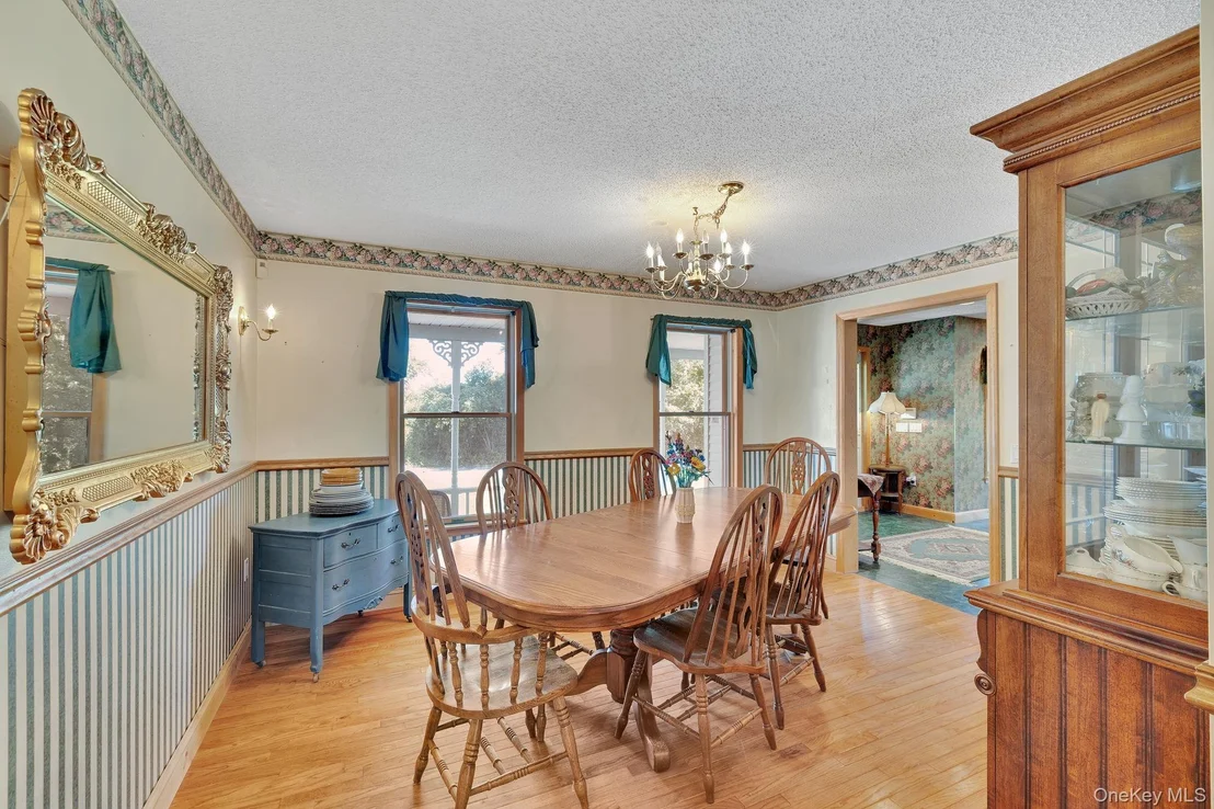 Photo of 19 Eagle Heights Place