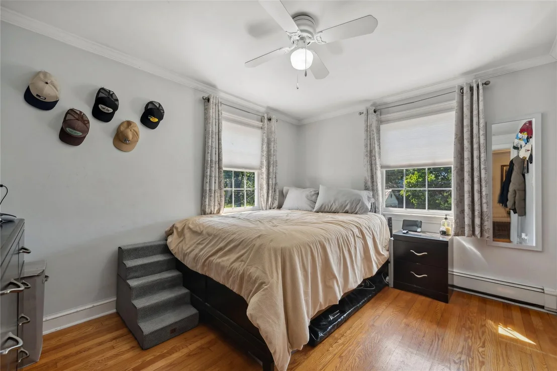 Photo of 2 Lake Drive N