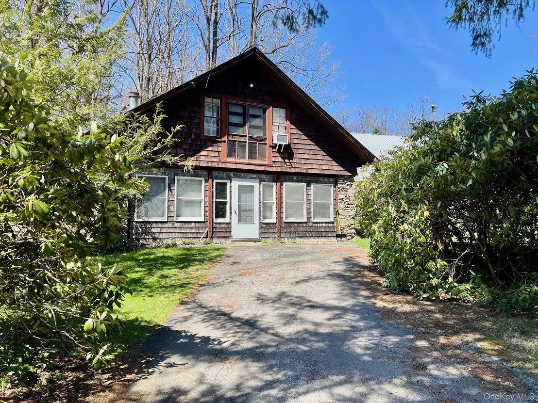Photo of 819 Van Wagner Road