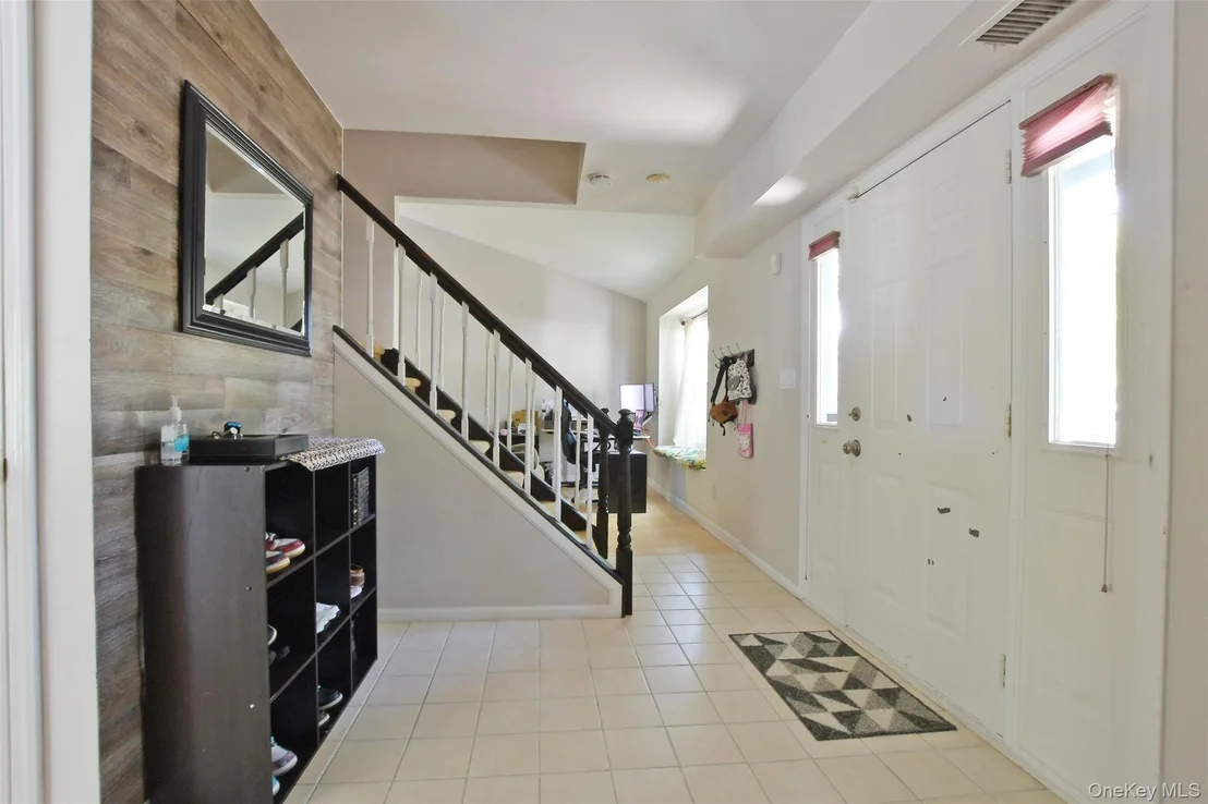 Photo of 1 Gregg Lane