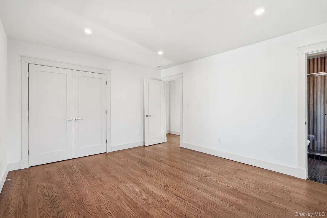 Photo of 54 Lindbergh Avenue