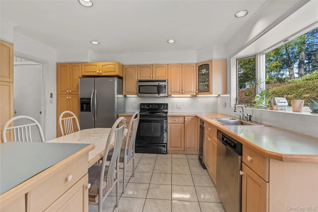 Photo of 18 Devon Road