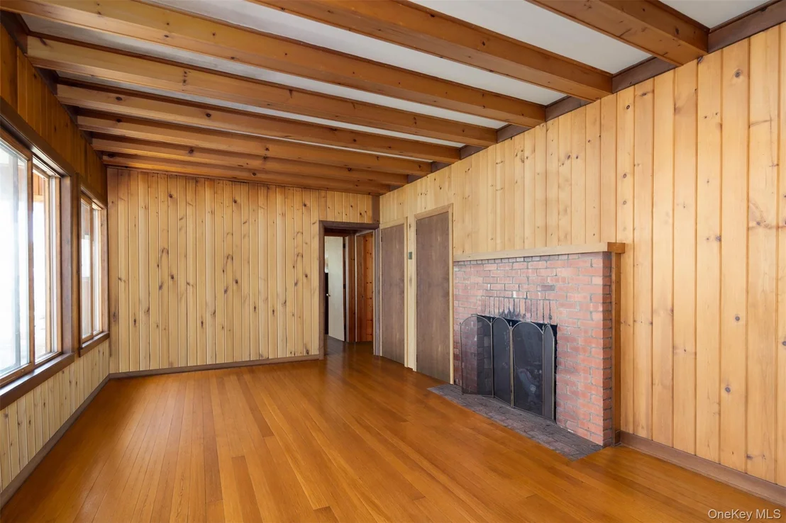Photo of 300 Terry Path
