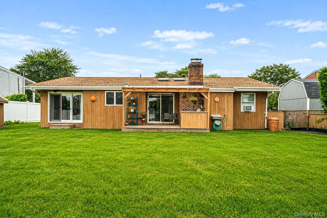 Photo of 35 Fleets Point Drive