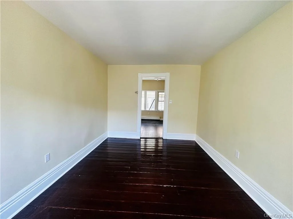 Photo of 32 Hooker Avenue