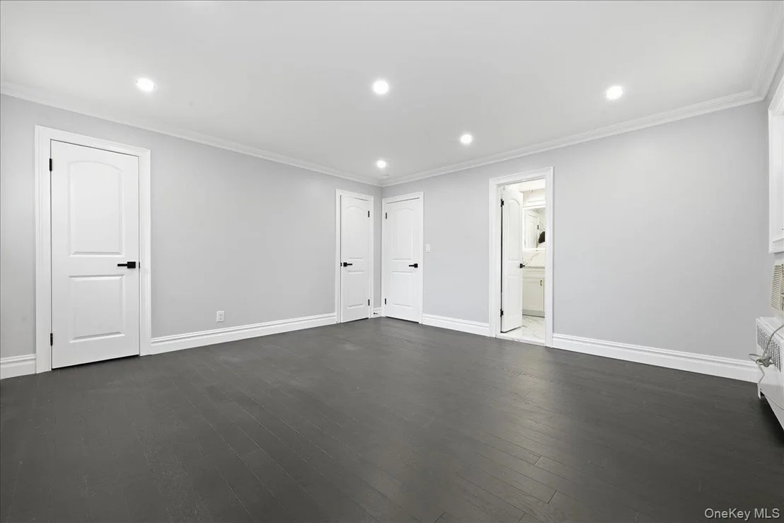 Photo of 90 Grohmans Lane