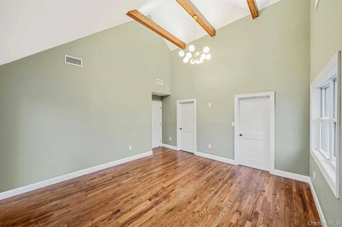 Photo of 2929 Yale Place