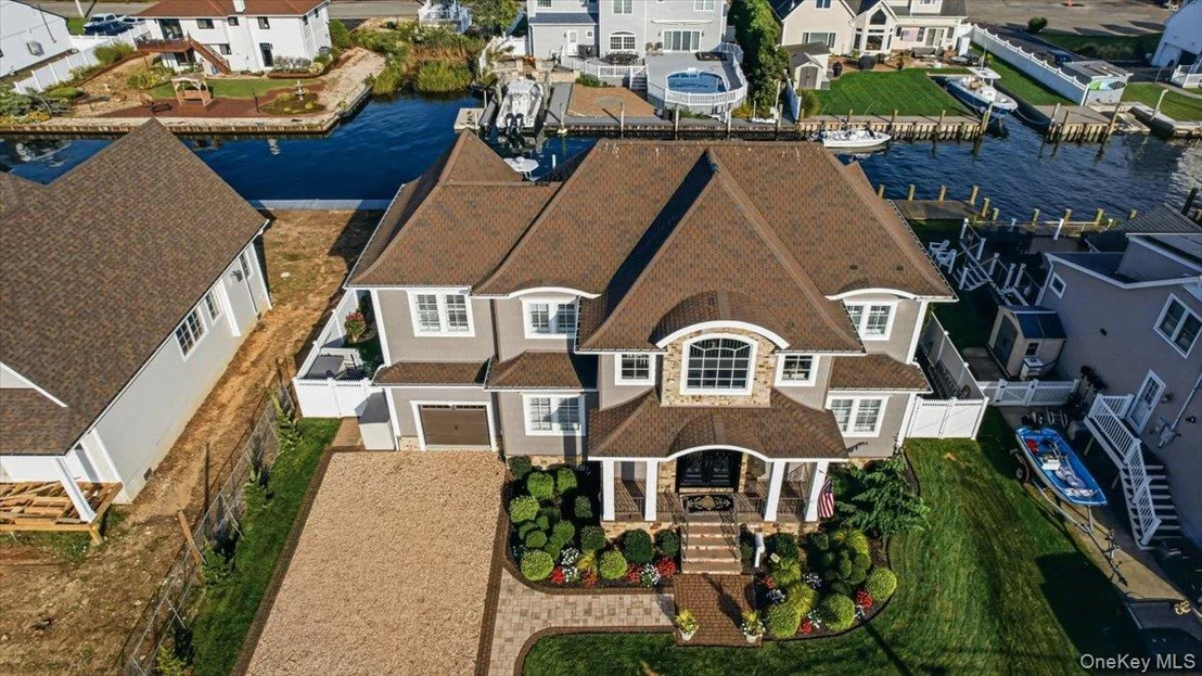 Photo of 141 Sequams Lane W