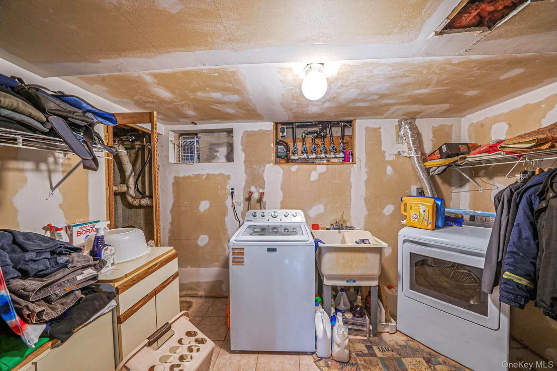 Photo of 3 Huron Road