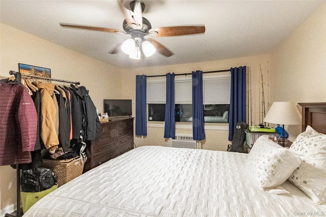 Photo of Unit 9B at 2449 F Union Boulevard