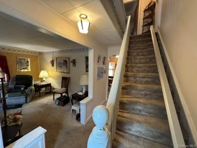 Photo of 10 Forest Avenue