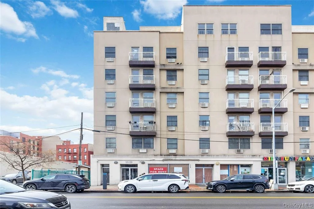 Photo of Unit 5H at 35-38 Junction Boulevard