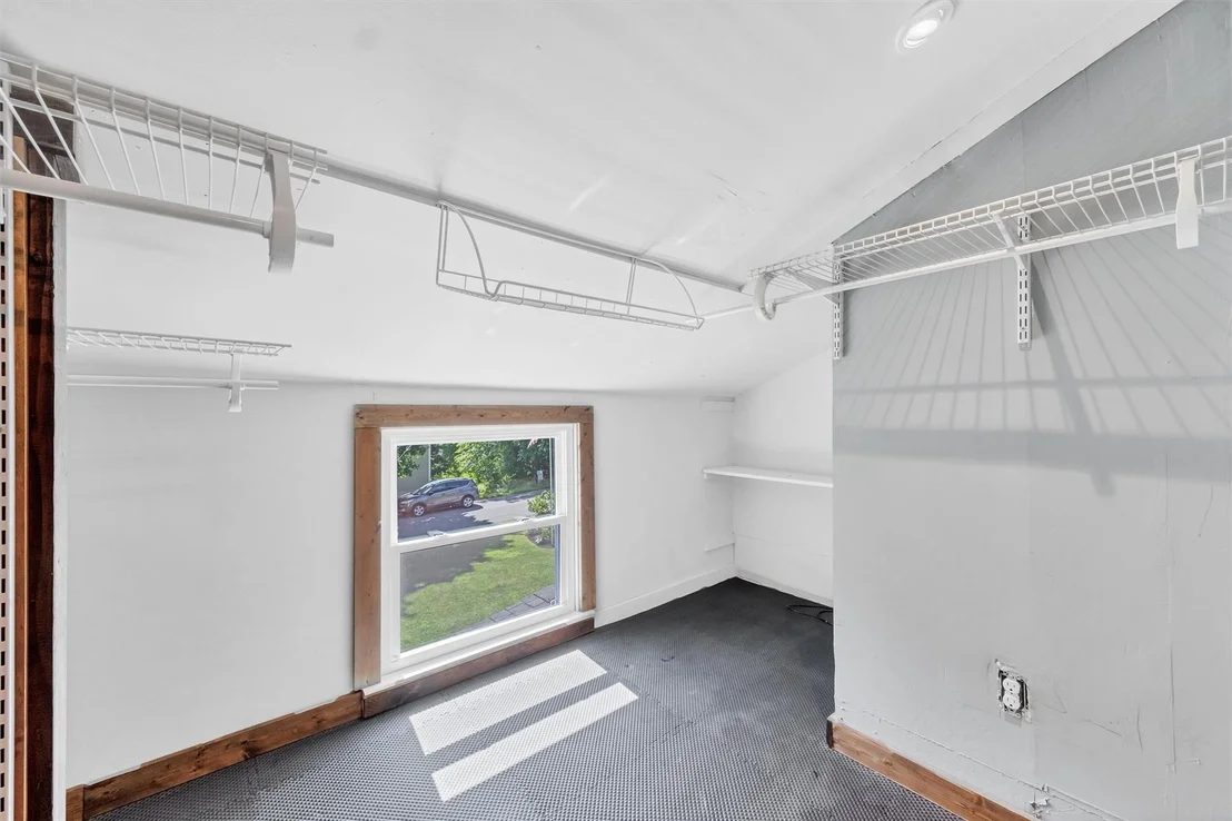 Photo of 14 Summit Avenue