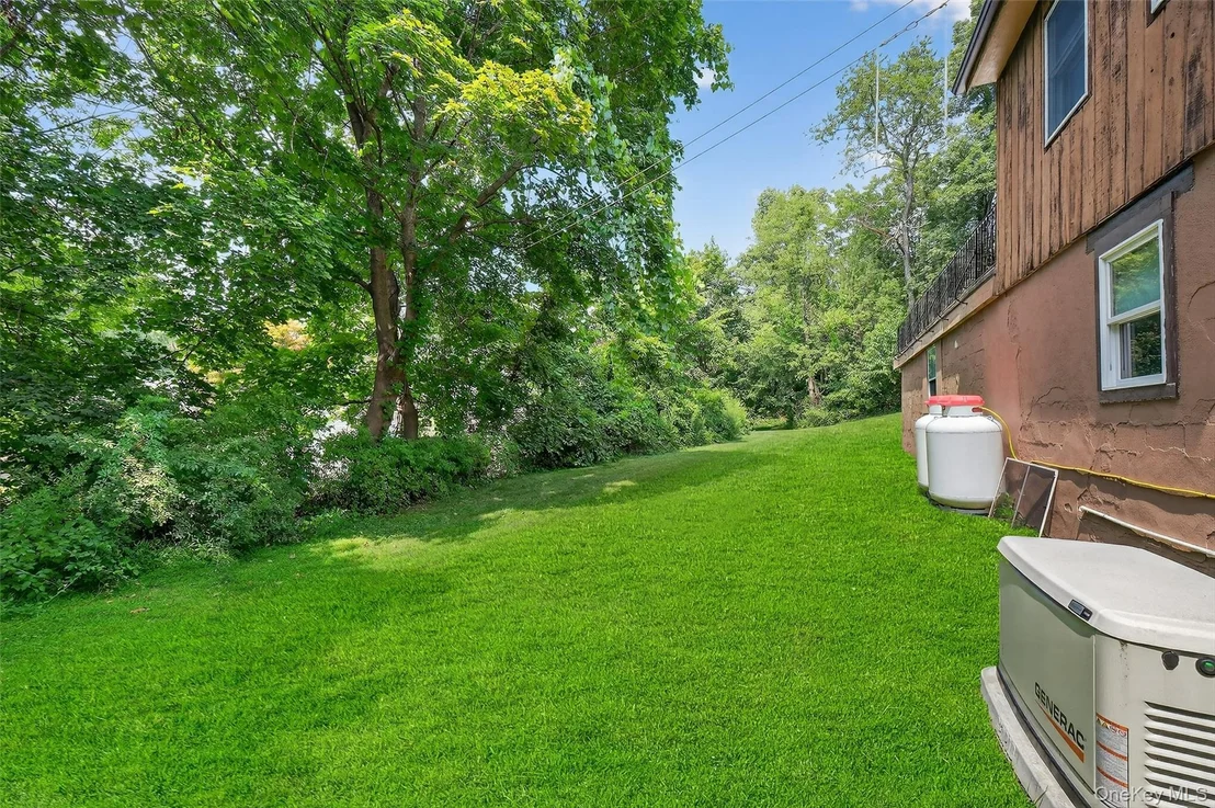 Photo of 125 Putnam Drive