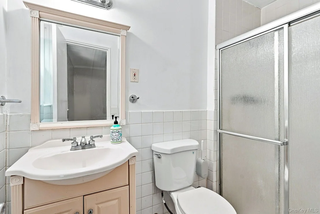 Photo of Unit D at 19 Avon Circle