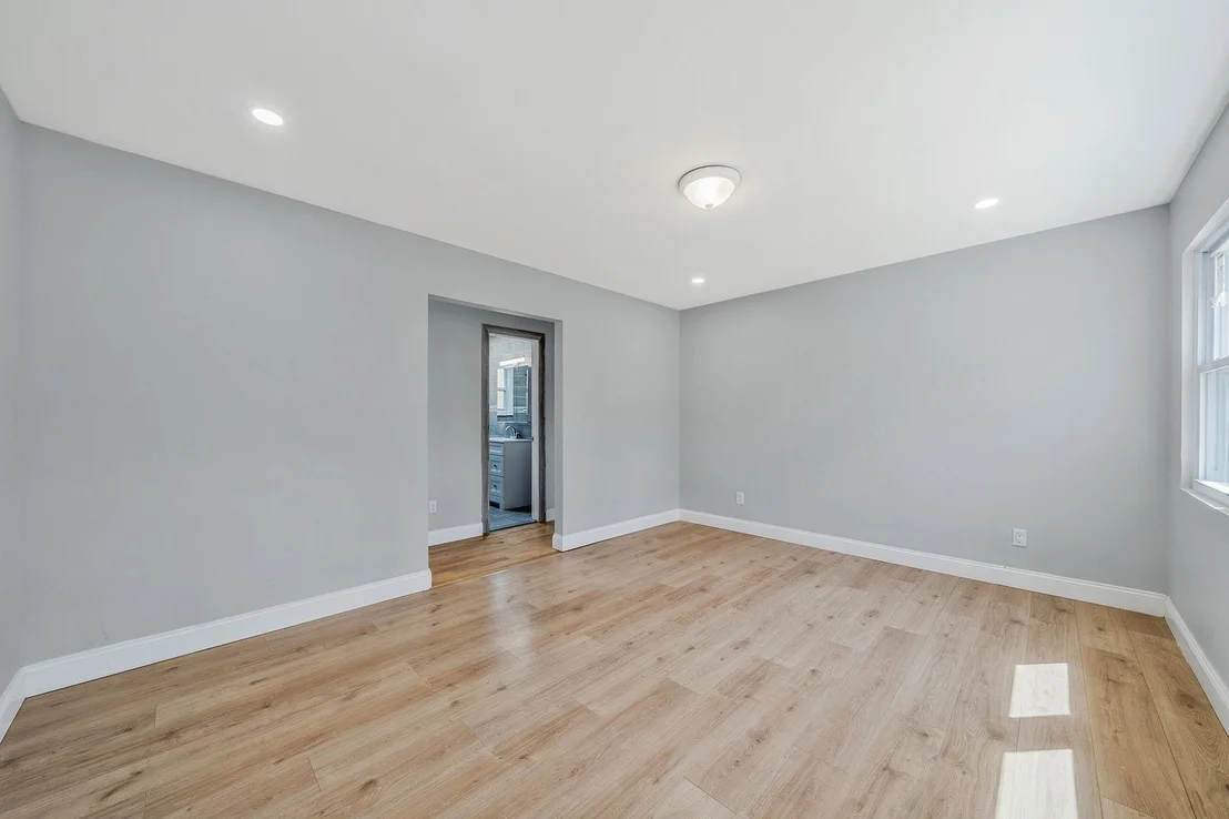 Photo of 17 Madeline Road