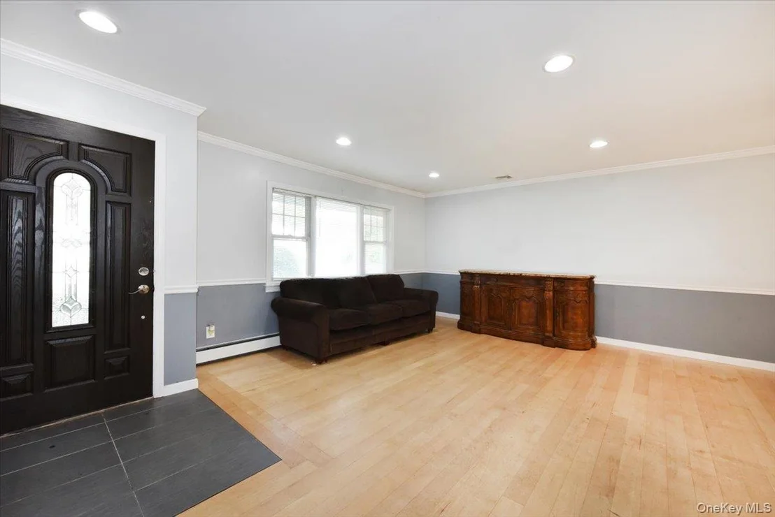 Photo of 20 Dumond Place