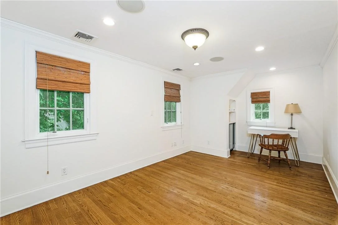 Photo of 8 Ridgewood Drive