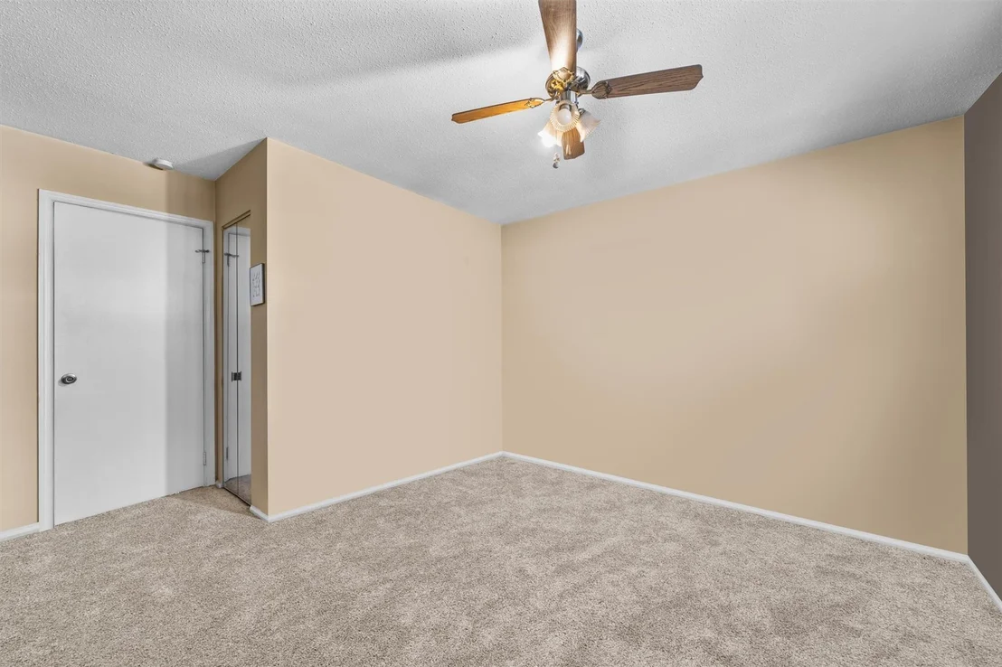 Photo of 8 Poplar Circle