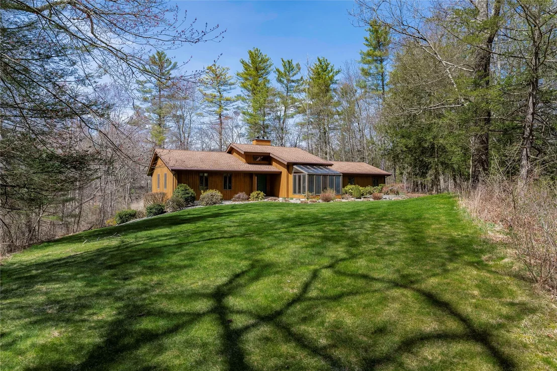 Photo of 23 Stoutenburgh Drive