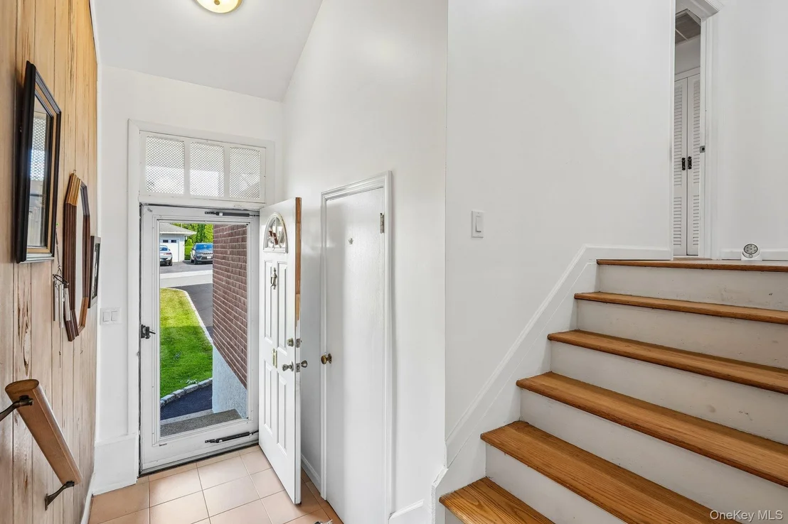 Photo of 11 Lenroc Drive