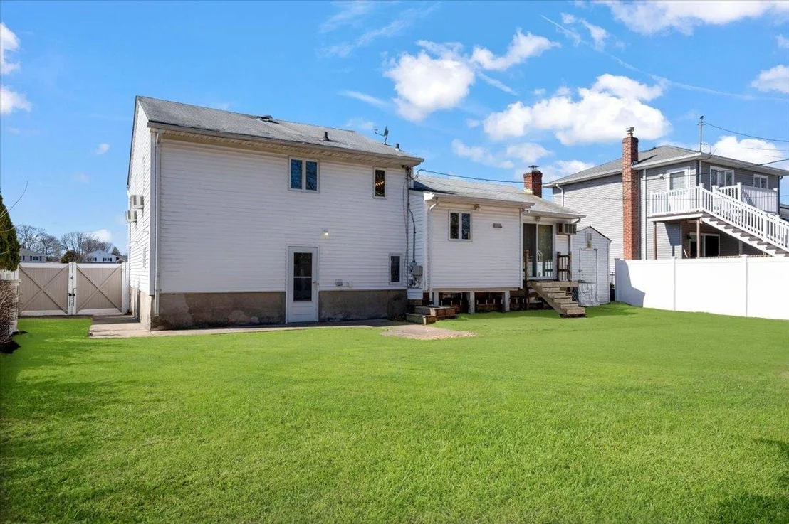 Photo of 64 Caffrey Avenue