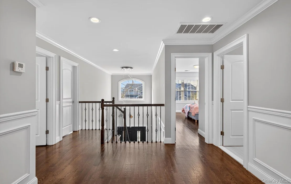 Photo of 805 Pine Place