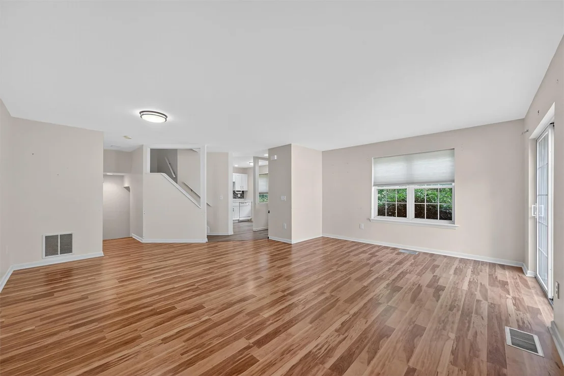 Photo of Unit 32 at 129 Stringham Road